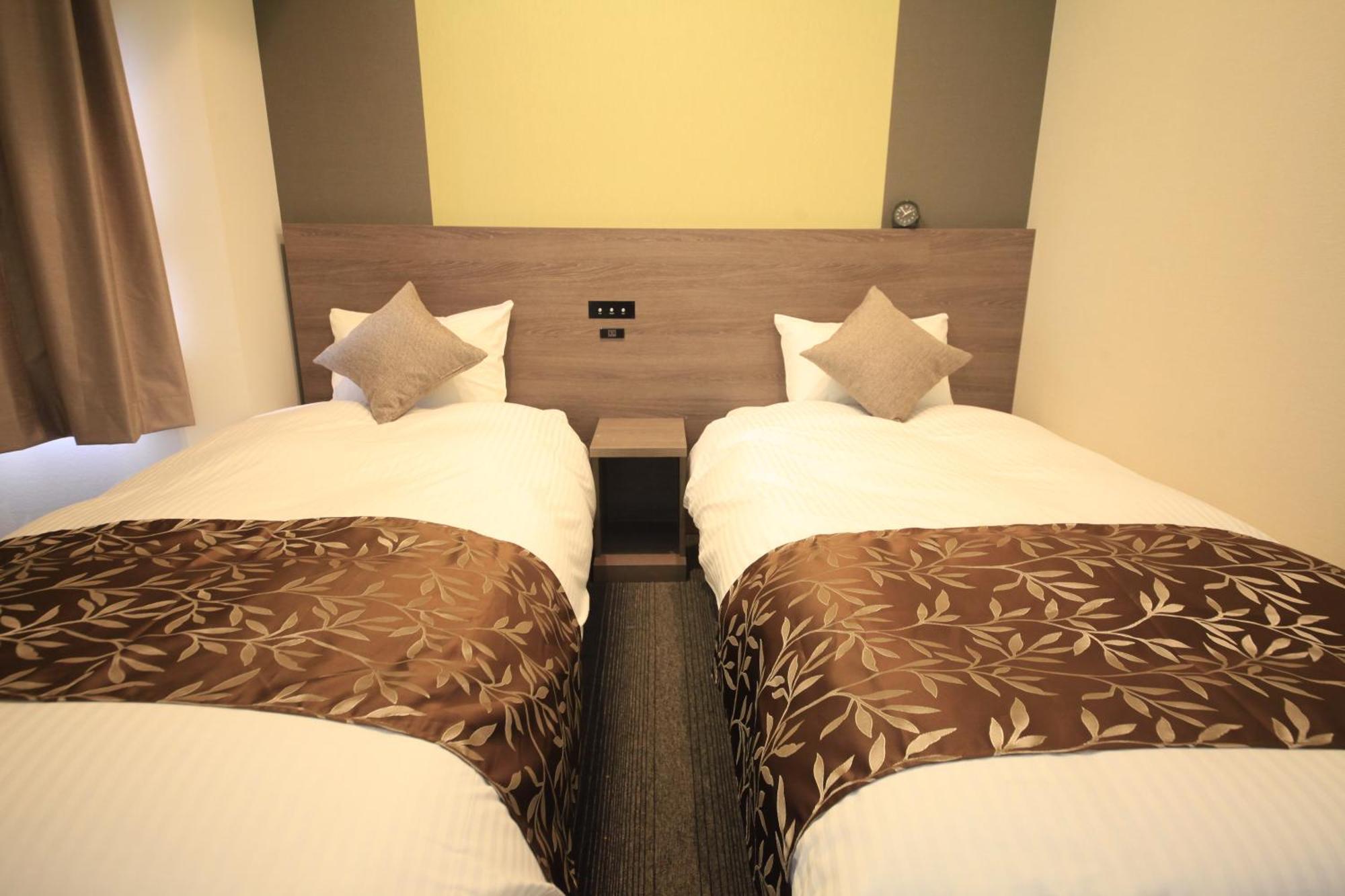 Hotel Sunshine Уцуномия Стая снимка